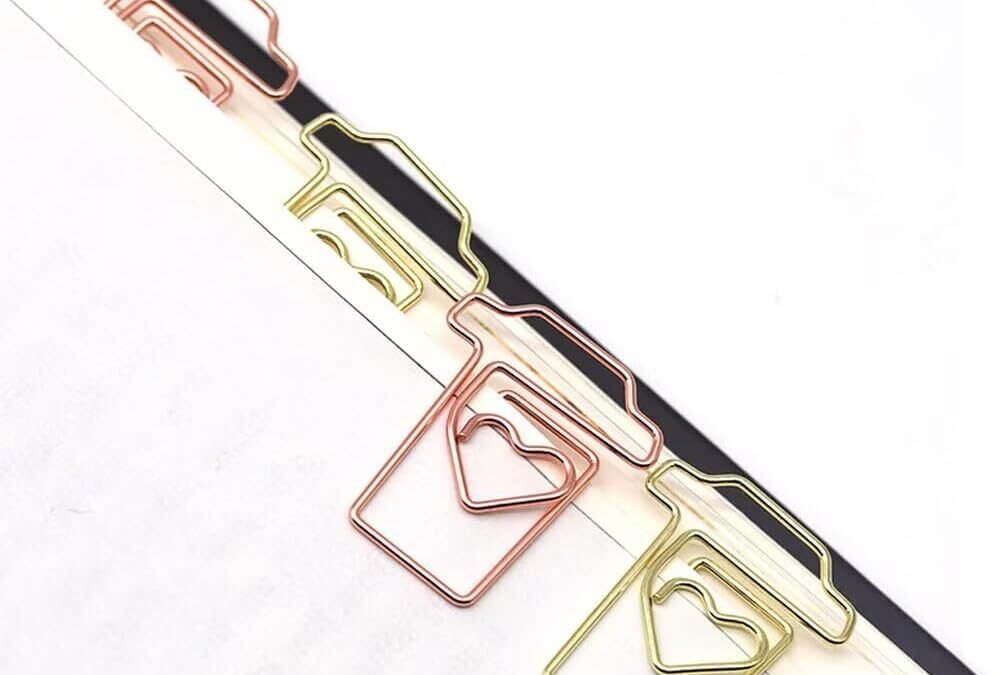 Factory Wholesale 100PCS Cute Paper Clips Coffee Cup Shaped Paper Clips Portable Paper Clamps Bookmarks Mini Metal Paperclips Funny Paper Clips for Office Home Wedding Decoration (Rose Gold)