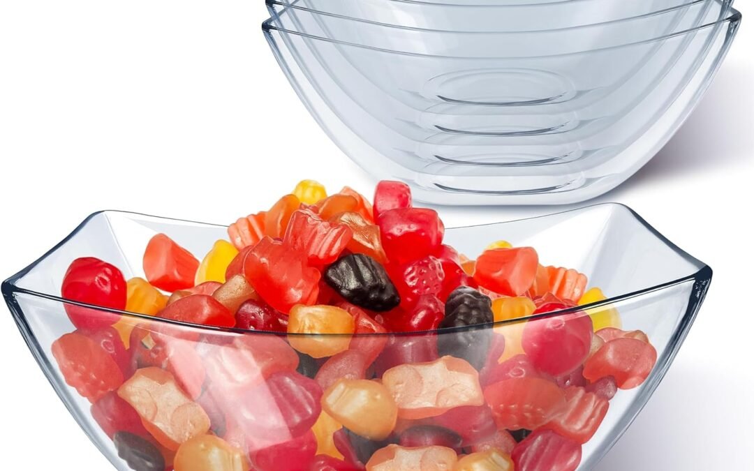 Wholesale 16oz Clear Plastic Serving Bowls (4 Pack) Small Disposable Candy Dishes, Square Plastic Buffet Containers for Chips, Snacks, Mints, Salad Bar, Snack Bowl Parties, Office, Bridal Shower, Party Supplies Manufacturer